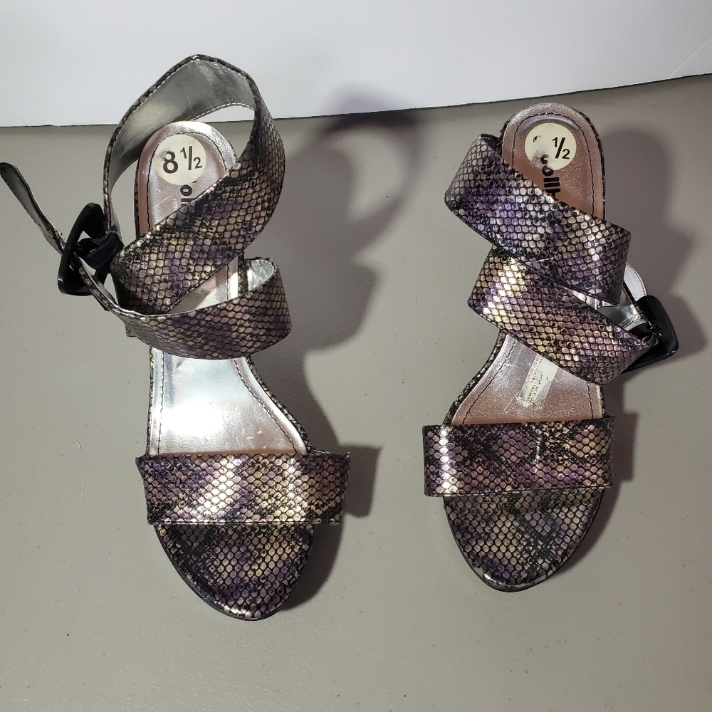 Doll House heels size 8 1/2 animal print